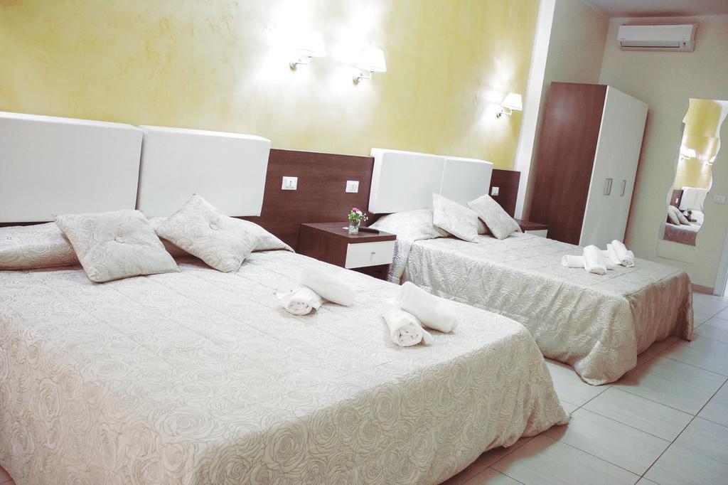 Tiburtina Hotel Holiday Roma Exterior foto
